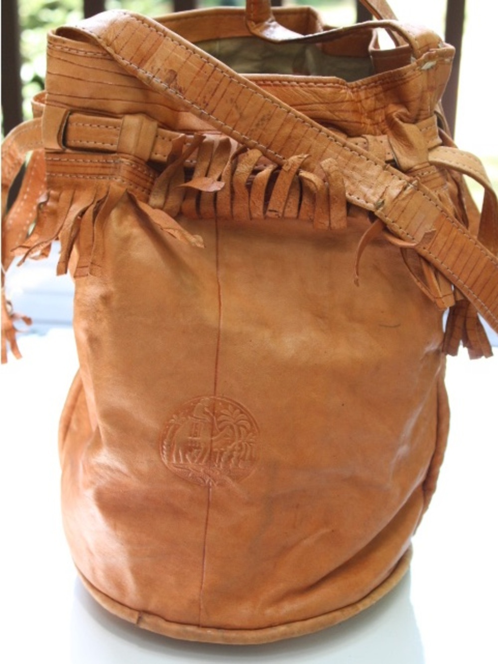 Vintage Moroccan leather bucket bag - Picture 8 of 11
